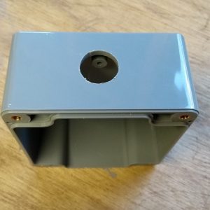 IP65 ABS behuizing 82x80x55, connector gat