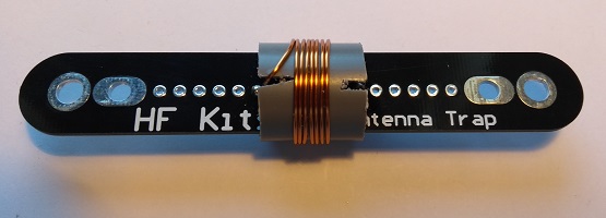 Antenna trap coil